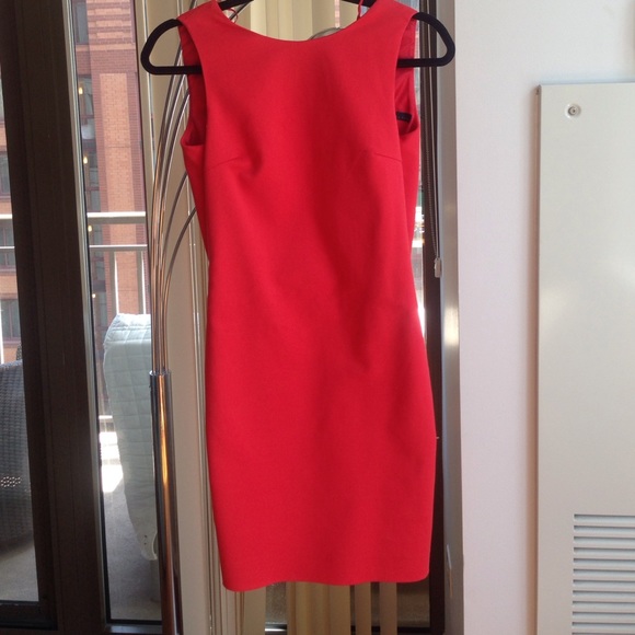 Sexy and classy red dress - Picture 2 of 4