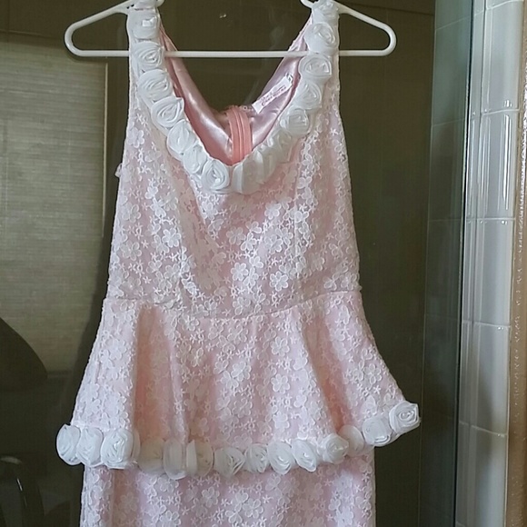 Dress - Picture 4 of 4
