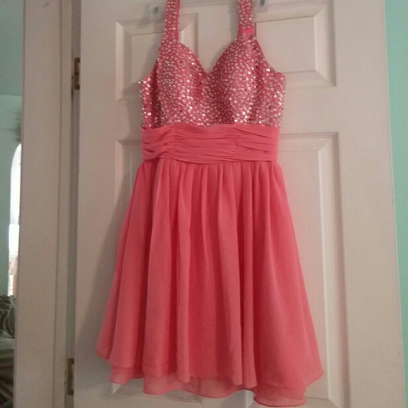 Selling prom/homecoming dress
