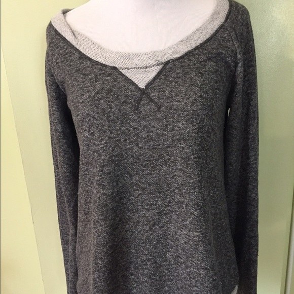 Sweaters - Grey/white sweater
