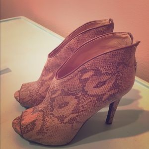 Jessica Simpson Snake Booties