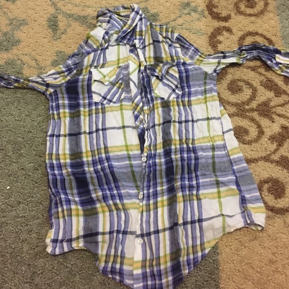 Long sleeve plaid shirt