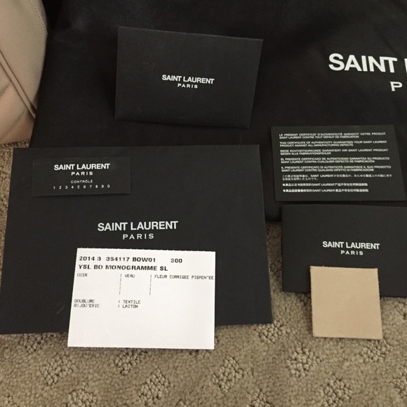 🚫SOLD🚫Yves Saint Laurent Handbag - Picture 2 of 4
