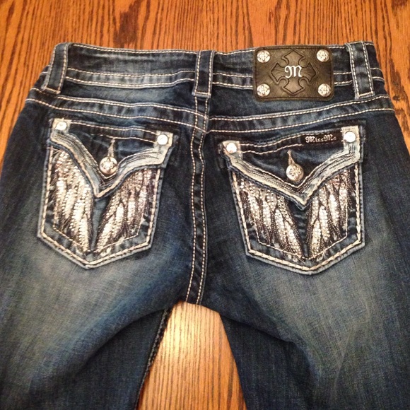 FLASH SALE! MISS ME Signature skinny 27/31