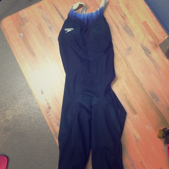 🚫sold🚫Speedo lzr fast skin