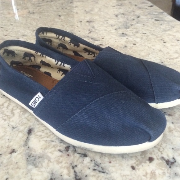 TOMS Shoes - Toms shoes