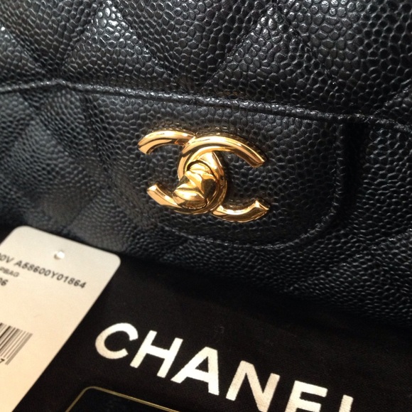 ✨✨NOT FOR SALE✨✨ CHANEL caviar flap bag - Picture 2 of 4