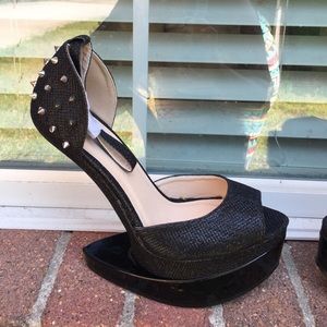 Women's heel less wedges NWT AND BOX