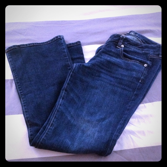American Eagle Favorite Boyfriend Jeans! 12 Long