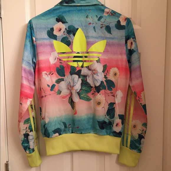 FLORALINA NEW ADIDAS WOMEN FARM TRACK JACKET - Picture 3 of 4