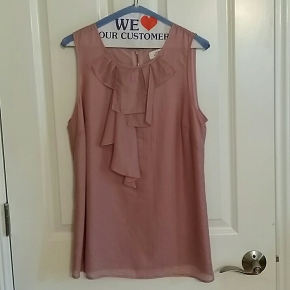 Sleeveless blouse