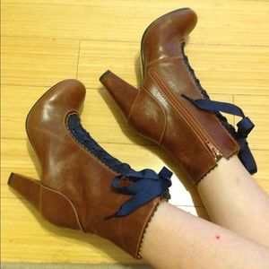 Chelsea Crew Lace-Up Boots