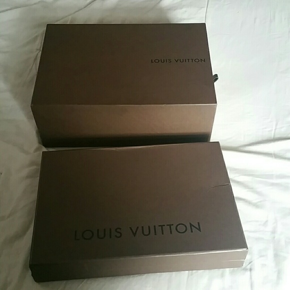 2 Louis vuitton box