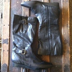 Black boots