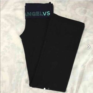 Victorias secret yoga pants small