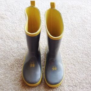 GAP RAIN BOOTS