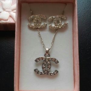 .925 sterling silver necklace set w/ earrings