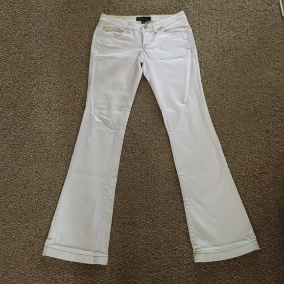 Genuine Volcom Brand White Jeans Boot Cut - Picture 2 of 4
