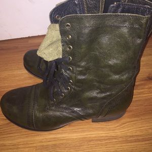 Steve Madden boots
