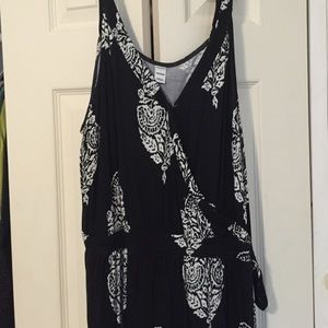Oldnavy wrap dress. Worn only once.