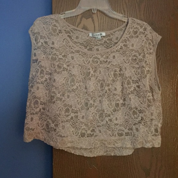 Crop top lace shirt