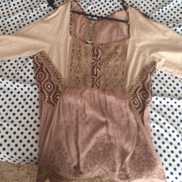 Gimmicks top size medium