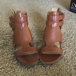 Shiekh Tan Sandals