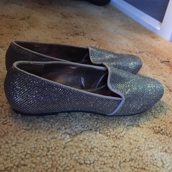 Shoes - Picture 2 of 2