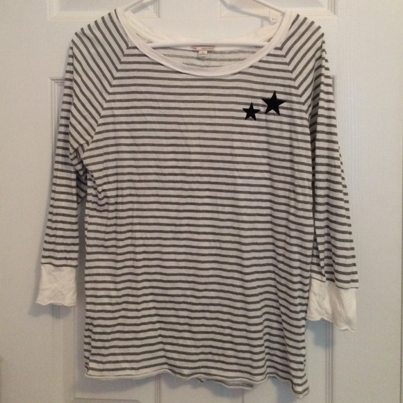 3/4 sleeve Gap Shirt