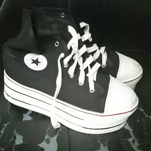 SOLD Platform Converse