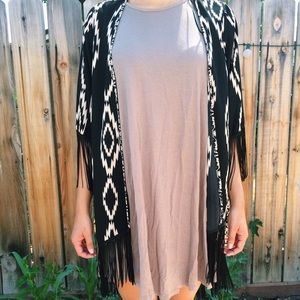 Black and white fringed kimono