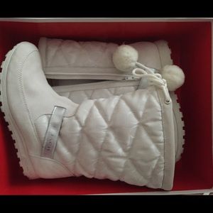 Coach snow boots