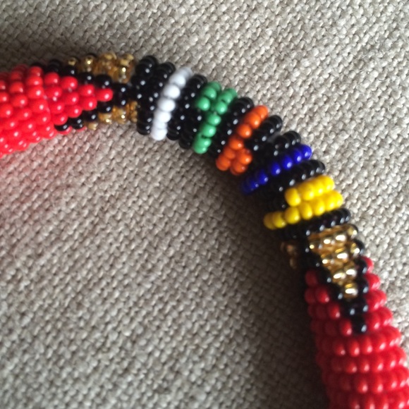 South African Handmade Beaded Bracelet - Picture 3 of 4