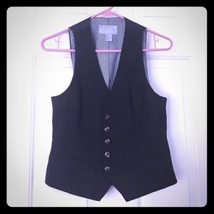 Black Vest - perfect for work!