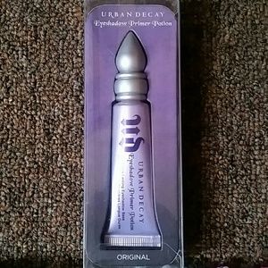 Urban Decay Eyeshadow Primer Potion