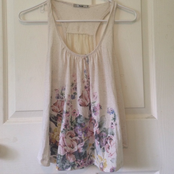 Flower and lace white tank top