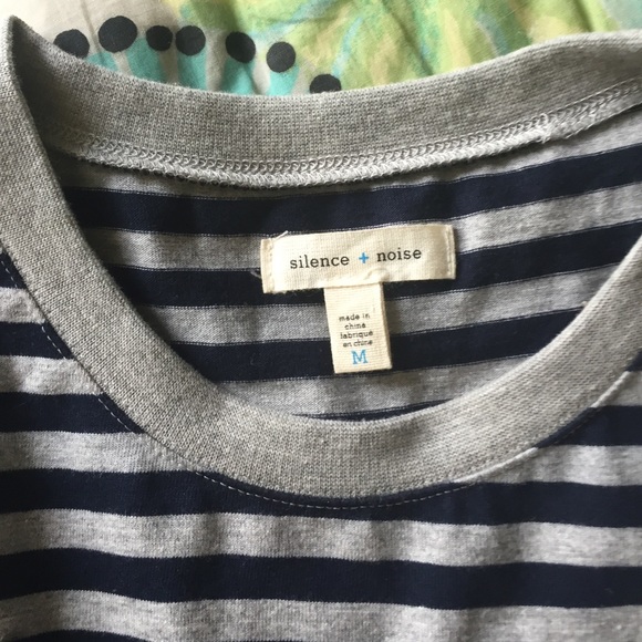 T-Shirt striped grey and navy dress - Picture 2 of 3