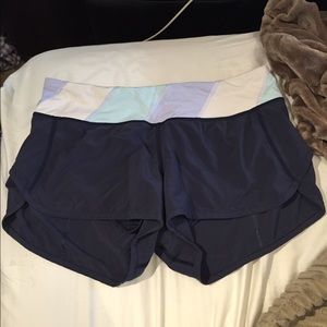 Lulu lemon speed short