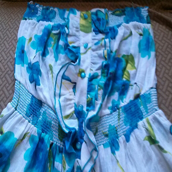 SOLD Janette Plus Floral Strapless Top - Picture 2 of 3