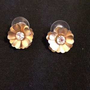 Gold earrings
