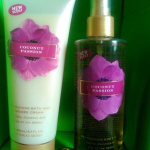 VS bath and shower cream & body mist