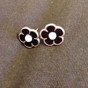 Black pearl earrings