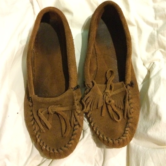 Minnetonka brown  moccasins