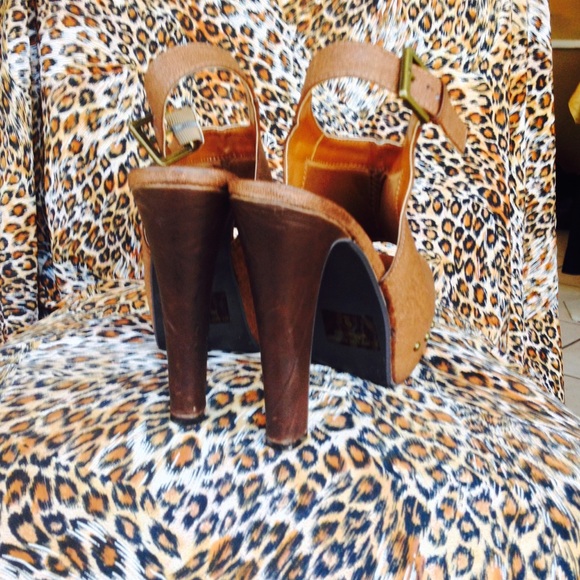 Shoes - Picture 3 of 3