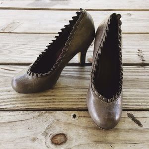 Madden Girl grey heels!