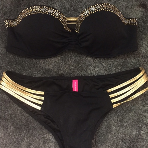 STRAPPY BOTTOM AND BANDEAU