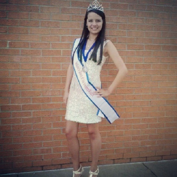 Semi formal sparkly dress with sequins w pink tint - Picture 1 of 2