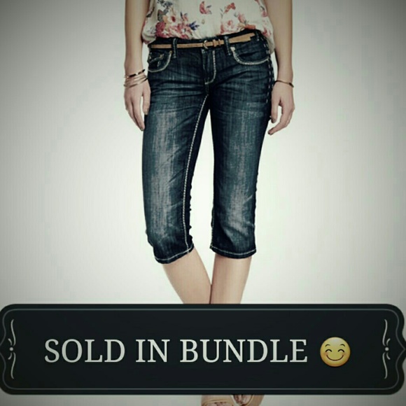 **SOLD IN BUNDLE**by Miss Me Capri Jeae sz 32  NWT