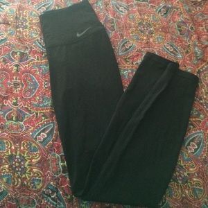 Black nike leggings 💘