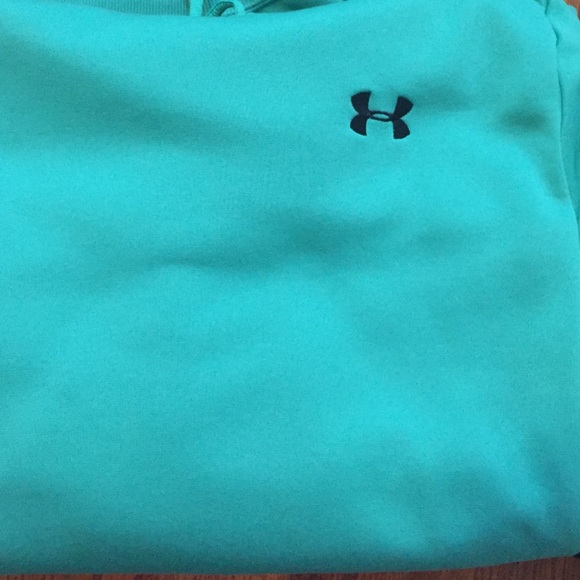 Arely worn under armor hoodie/// negotiable